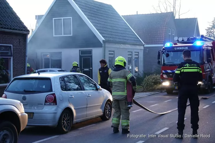 Brand in keuken van woning te Andijk