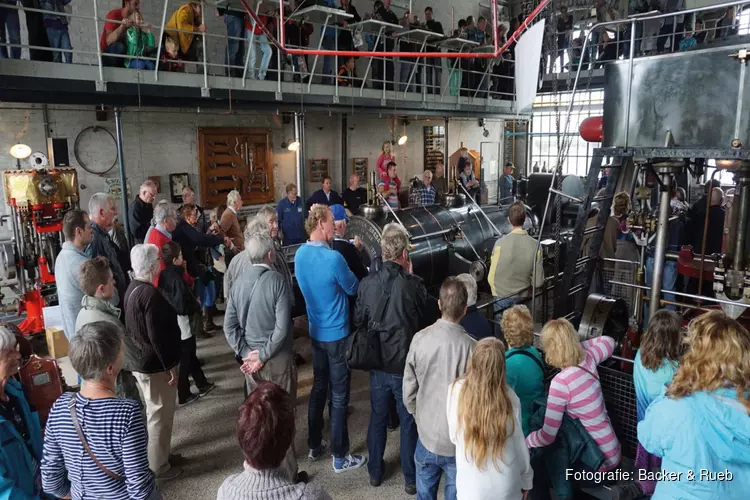 Stoomgemaal Vier Noorder Koggen onder stoom tijdens Molen- en Gemalendagen