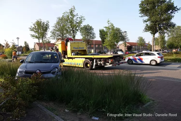 Botsing in Wervershoof, automobilist naar politiebureau