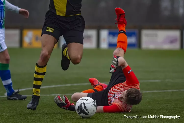 HSV Sport ziet achterstand oplopen na gelijkspel bij Sporting Andijk