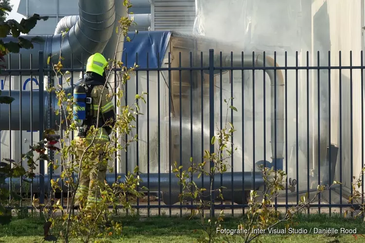 Containerbrand Zwaagdijk-Oost snel onder controle